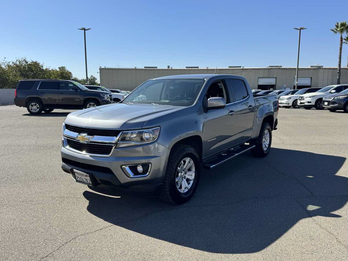 Used 2018 Chevrolet Colorado LT w/ LT Convenience Package RWD image 5