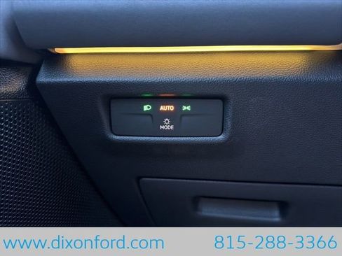 New 2026 Volkswagen Tiguan SE R-Line AWD/4WD image 17