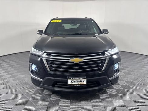 Used 2022 Chevrolet Traverse LT w/ LT Premium Package AWD/4WD image 36
