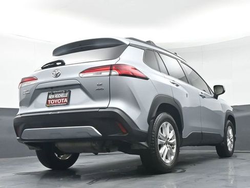Certified 2024 Toyota Corolla Cross LE image 35