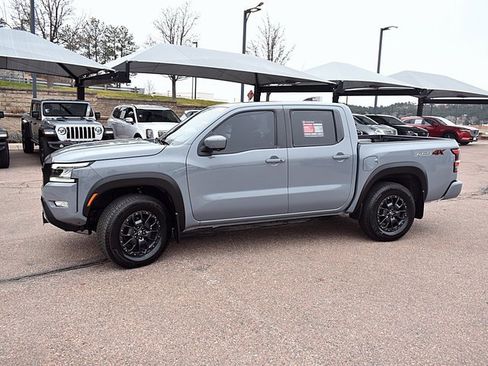 Used 2022 Nissan Frontier PRO-4X w/ Pro-4X Premium Package image 4