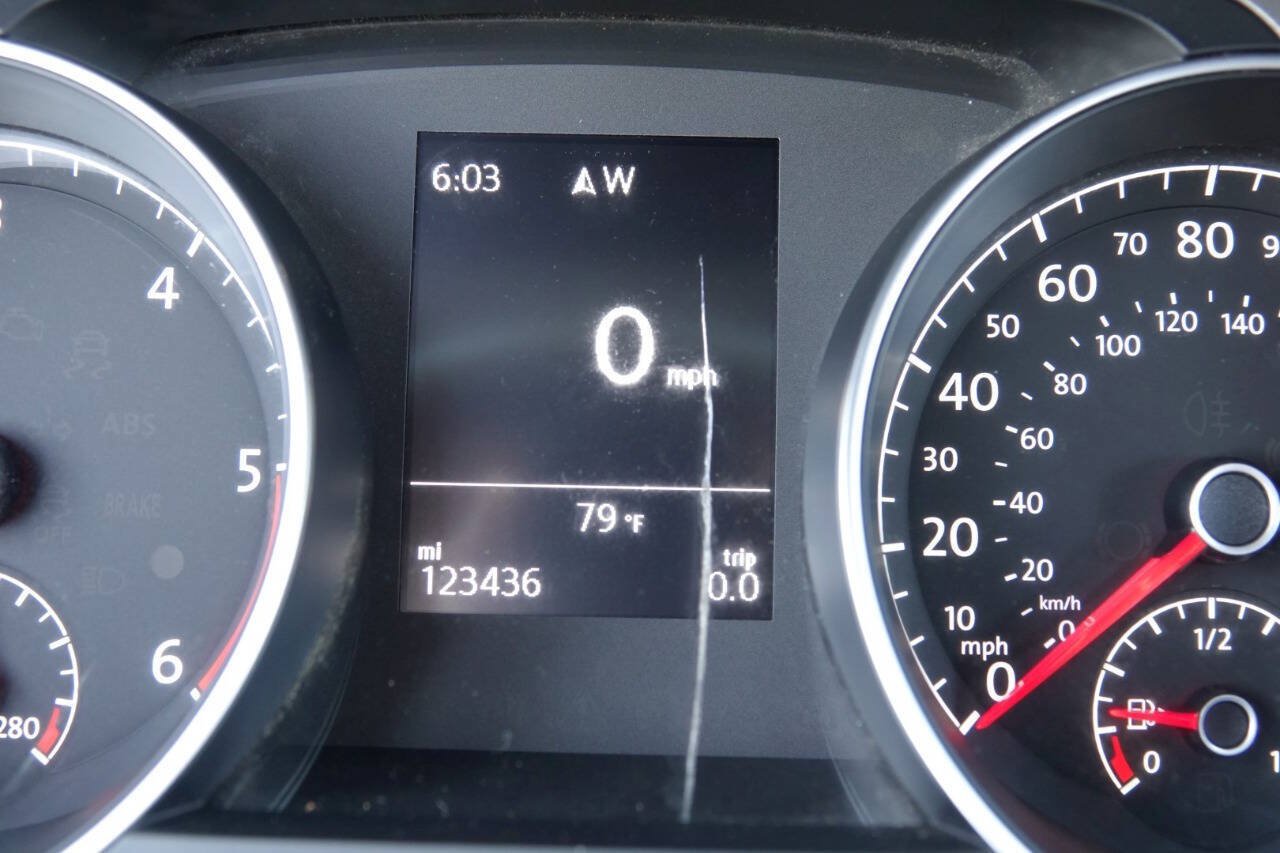 Used 2015 Volkswagen Golf TDI S FWD image 80