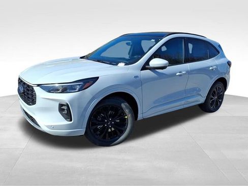 New 2026 Ford Escape ST-Line Elite w/ Premium Technology Package AWD/4WD image 2
