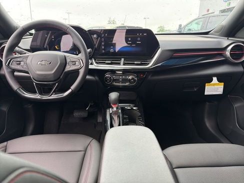 New 2026 Chevrolet Trax RS w/ Sunroof Package FWD image 15