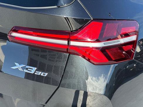 Used 2025 BMW X3 xDrive30i w/ Premium Package image 26