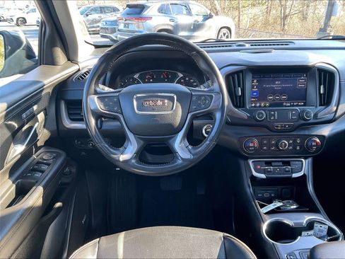 Used 2022 GMC Terrain AT4 w/ Infotainment Package II image 17