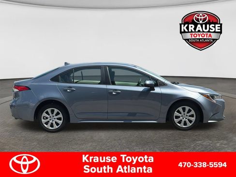 Used 2024 Toyota Corolla LE FWD image 4