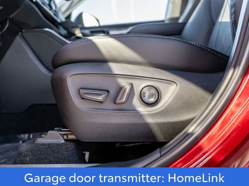 New 2026 Toyota Highlander Platinum image 23