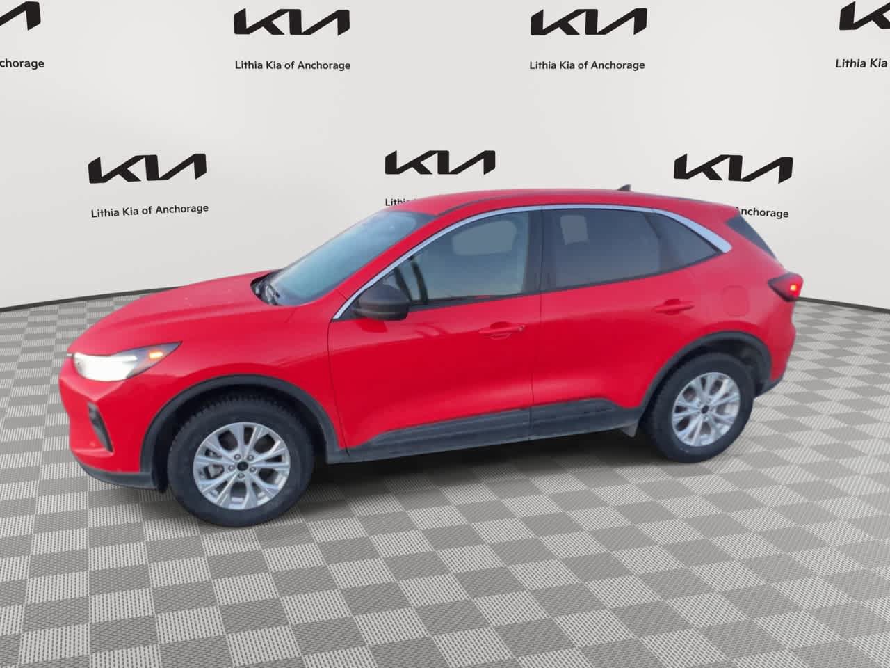 Used 2024 Ford Escape Active AWD/4WD image 4