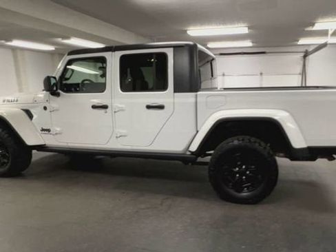Used 2021 Jeep Gladiator Sport AWD/4WD image 6