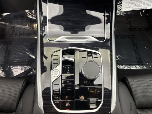 New 2026 BMW X7 xDrive40i w/ M Sport Package image 23