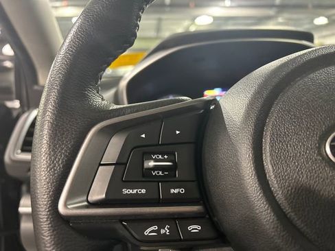 Used 2023 Subaru Impreza 2.0i Limited image 13