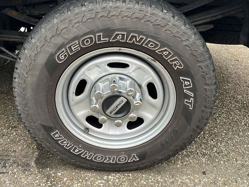 Used 2021 Ford F350 XL w/ Power Equipment Group image 21