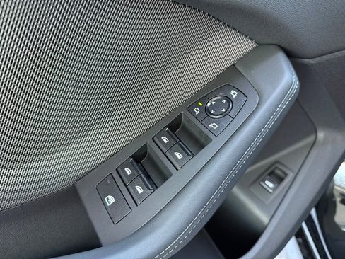 New 2025 BMW M235i xDrive w/ M Sport Professional Package image 7