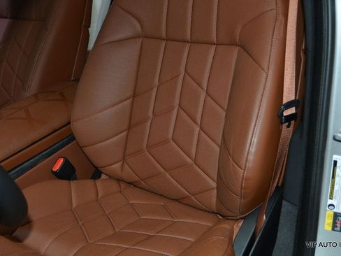 Used 2024 BMW i7 eDrive50 image 15