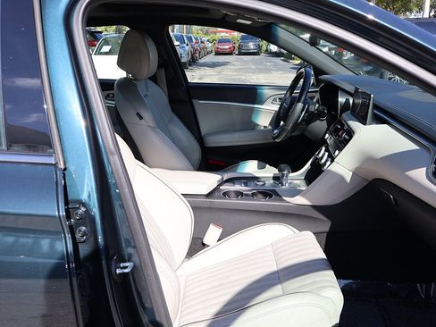 Used 2023 Genesis G70 3.3T w/ Sport Advanced Package image 33