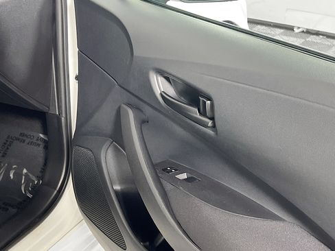 Used 2024 Toyota Corolla LE FWD image 32