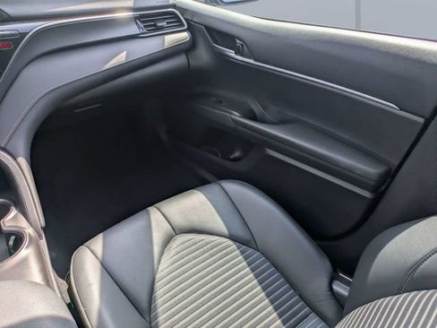 Used 2024 Toyota Camry SE FWD image 15