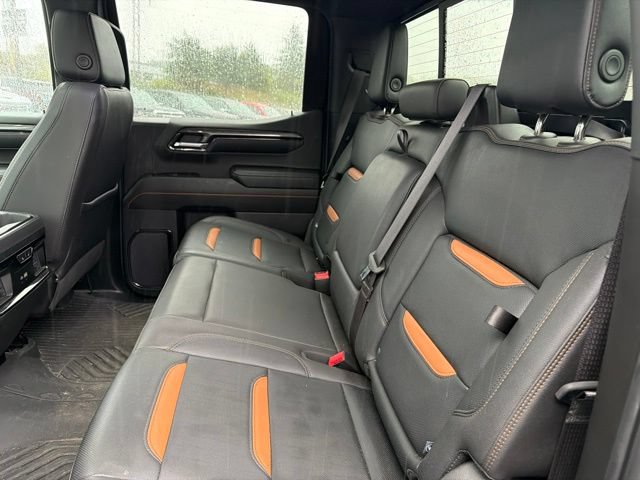 Used 2024 GMC Sierra 1500 AT4 w/ Technology Package AWD/4WD image 17