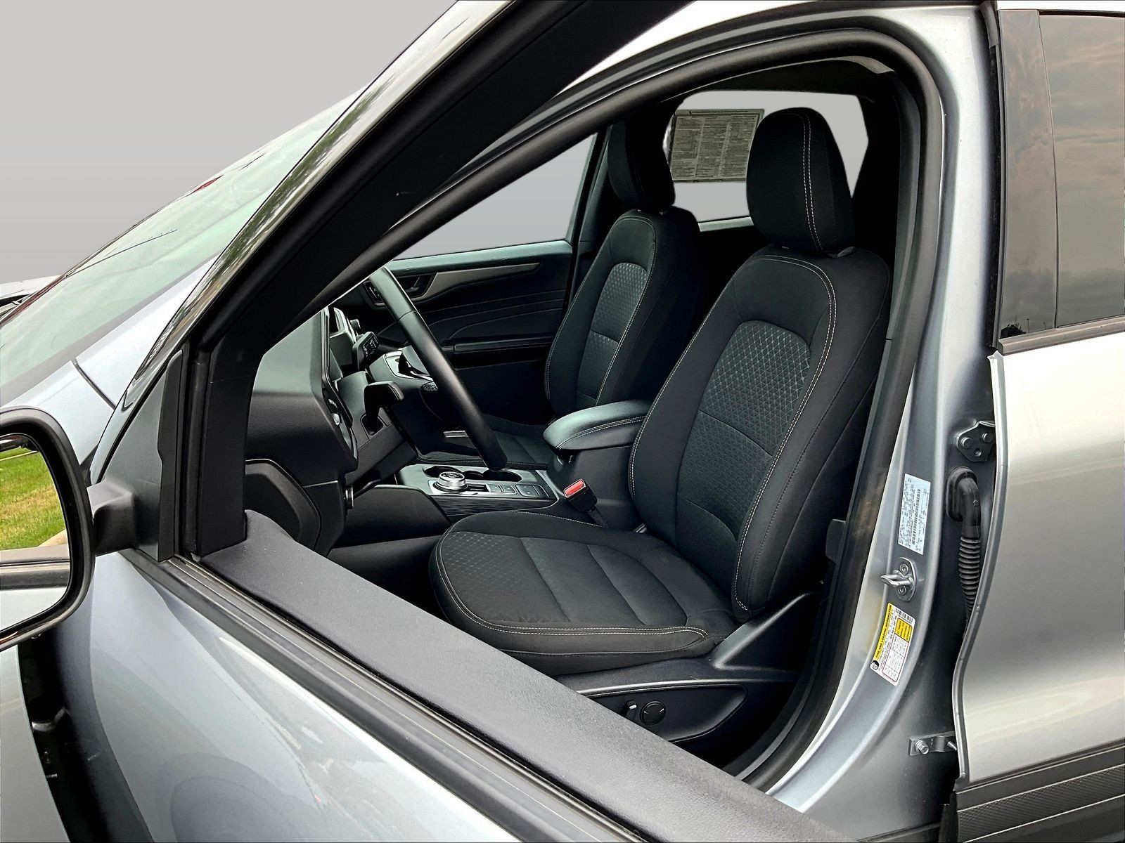 Used 2024 Ford Escape Active AWD/4WD image 24