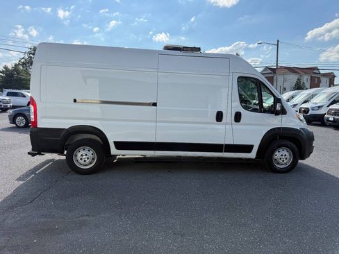 Used 2021 RAM ProMaster 2500 w/ Interior LED Lighting Group FWD image 39