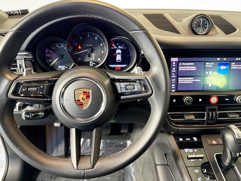 Used 2024 Porsche Macan Turbo image 10