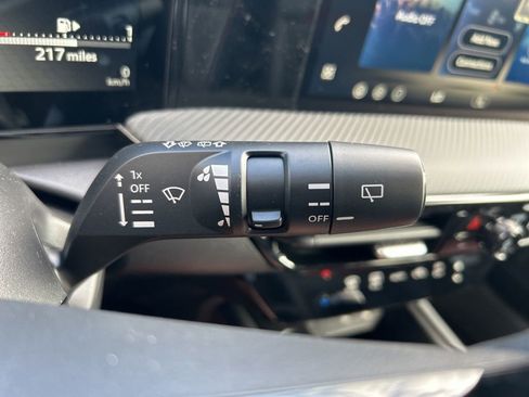 New 2026 Nissan Kicks SR image 25