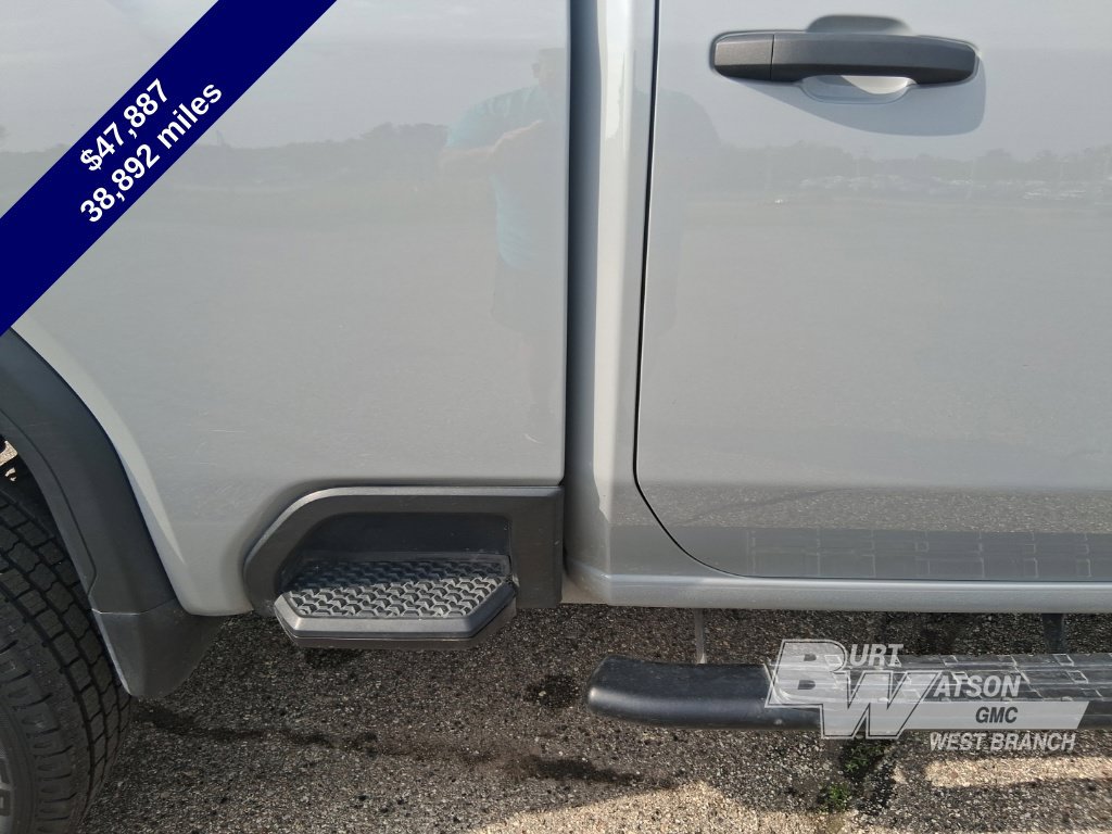 Used 2025 GMC Sierra 2500 Pro w/ Convenience Package AWD/4WD image 18