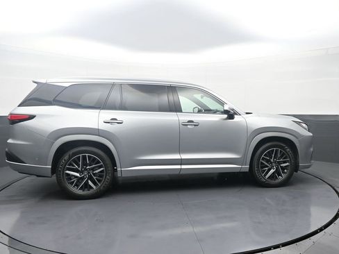 Used 2025 Lexus TX 350 AWD w/ Technology Package image 8