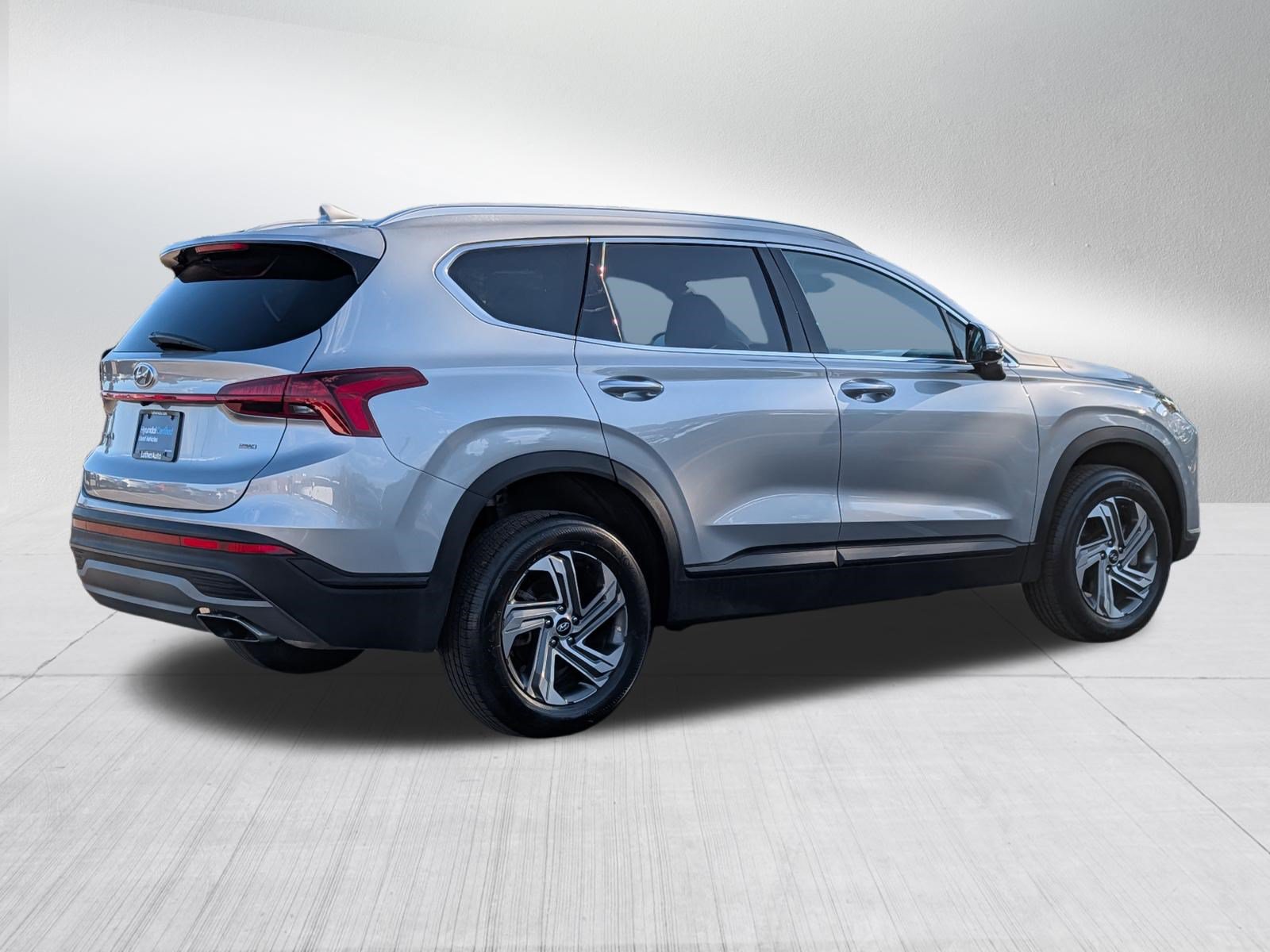 Certified 2023 Hyundai Santa Fe SEL AWD/4WD image 3