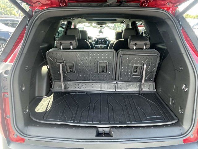 Certified 2023 Chevrolet Traverse LT w/ LT Premium Package FWD image 10
