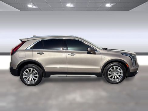 Certified 2023 Cadillac XT4 Premium Luxury FWD image 7