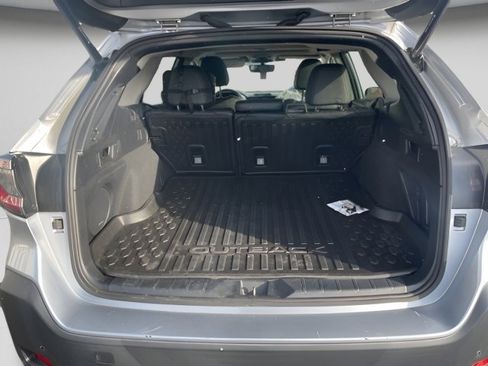 Used 2023 Subaru Outback Limited image 13