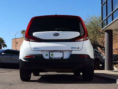 Used 2021 Kia Soul S image 12
