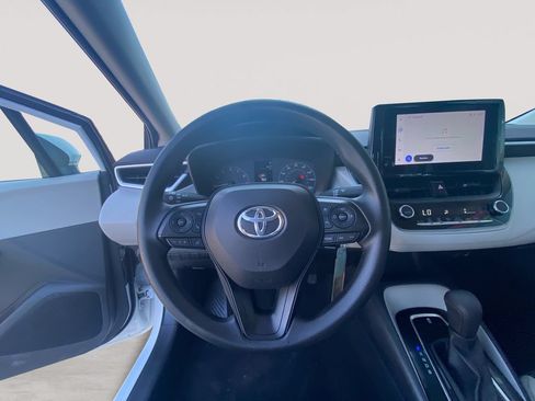 Used 2023 Toyota Corolla LE FWD image 12