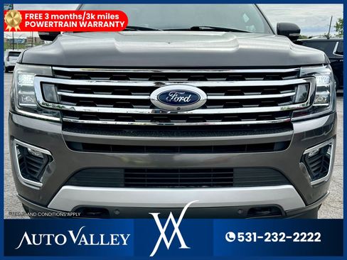 Used 2019 Ford Expedition Limited w/ Equipment Group 302A AWD/4WD image 11