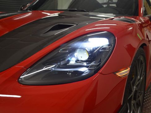 Certified 2024 Porsche 718 Cayman GT4 RS RWD image 11