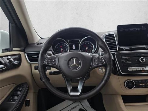 Used 2018 Mercedes-Benz GLE 350 image 18