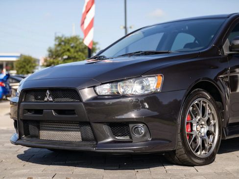 Used 2015 Mitsubishi Lancer Evolution MR AWD/4WD image 5