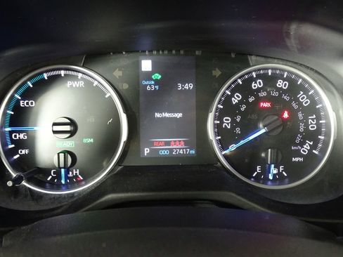 Used 2022 Toyota RAV4 LE image 23