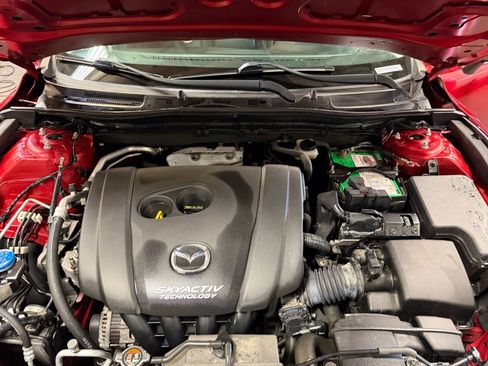 Used 2015 MAZDA MAZDA3 i Touring w/ Technology Package image 19