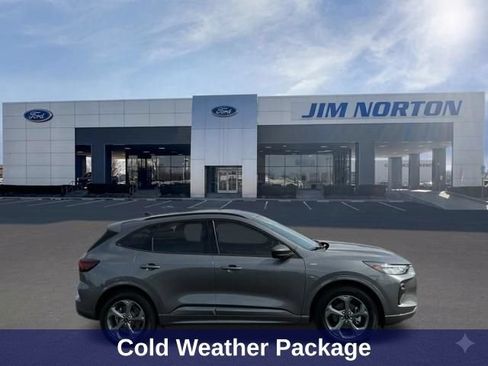 Used 2024 Ford Escape ST-Line w/ Tech Pack #1 FWD image 3