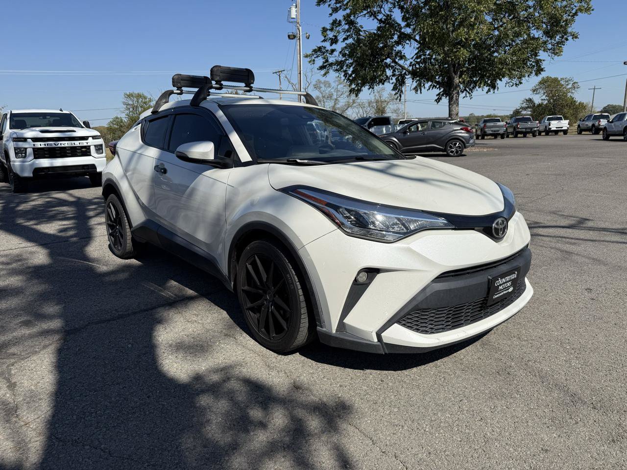 Used 2021 Toyota C-HR LE FWD image 4