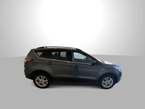 Used 2018 Ford Escape SEL image 9