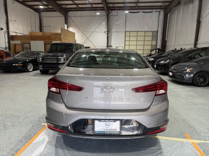 Used 2020 Hyundai Elantra Value Edition w/ Cargo Package (C1) FWD image 8