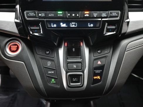 Used 2018 Honda Odyssey Touring image 20