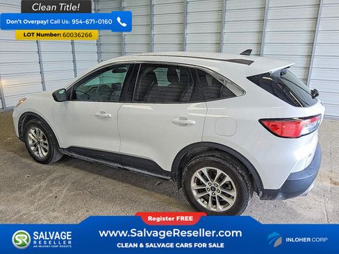 Used 2022 Ford Escape SE FWD image 3