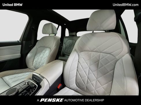 Used 2024 BMW X5 xDrive50e w/ M Sport Package AWD/4WD image 5