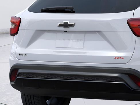 New 2026 Chevrolet Trax RS w/ Driver Confidence Package FWD image 14