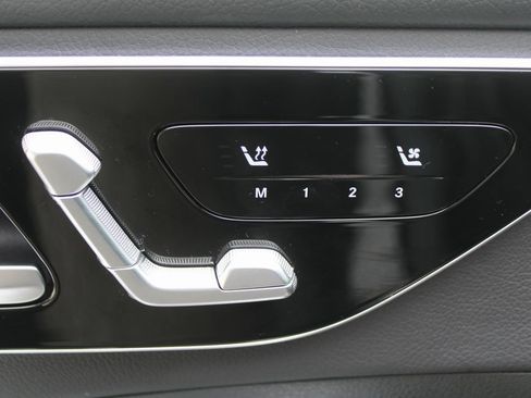 Certified 2025 Mercedes-Benz C 300 Sedan image 21